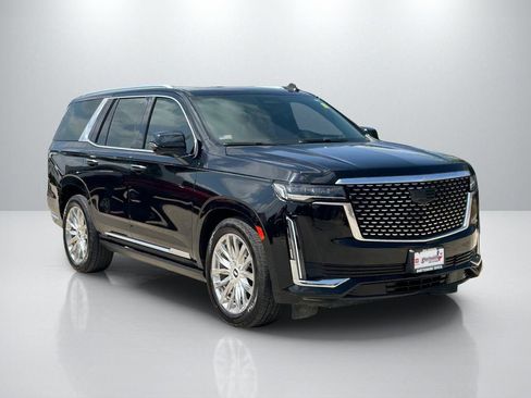 Used 2022 Cadillac Escalade Premium Luxury w/ Performance Package AWD/4WD image 3
