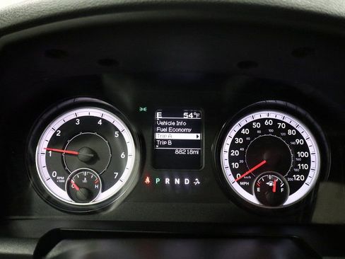 Used 2017 RAM 1500 Express image 19