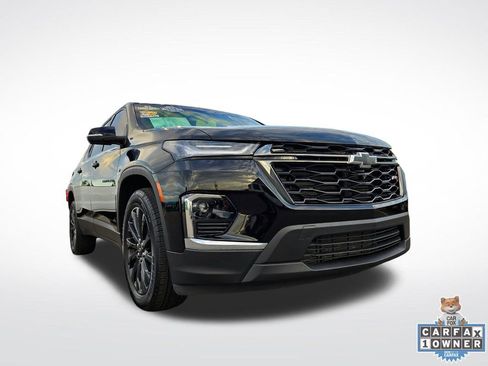 Used 2024 Chevrolet Traverse RS image 61