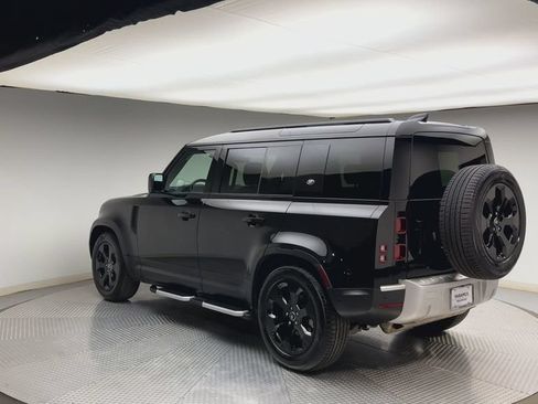 Used 2020 Land Rover Defender 110 S AWD/4WD image 4