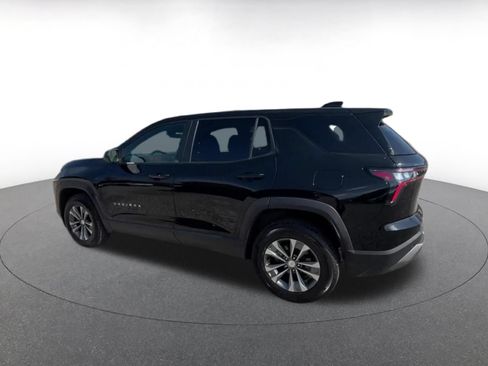 Used 2025 Chevrolet Equinox LT AWD/4WD image 10