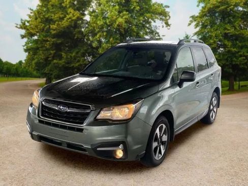 Used 2018 Subaru Forester 2.5i Premium AWD/4WD image 4