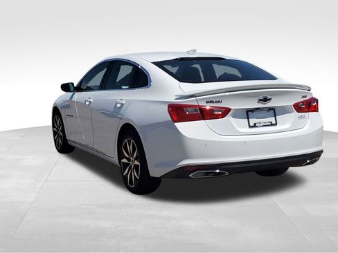 Used 2024 Chevrolet Malibu RS w/ LPO, Floor Liner Package FWD image 4
