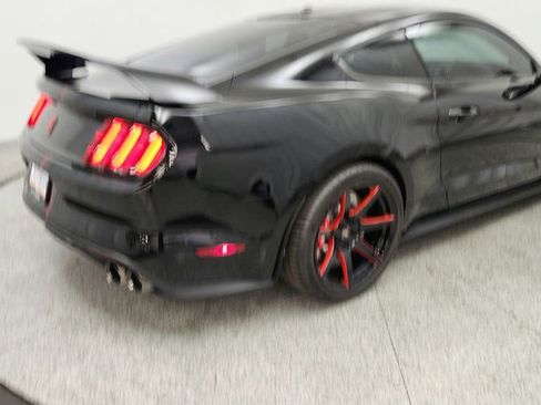Used 2017 Ford Mustang Shelby GT350R w/ GT350R Equipment Group 920A RWD image 26