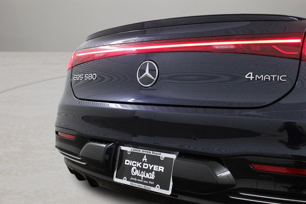 Used 2023 Mercedes-Benz EQS 580 4MATIC Sedan image 33