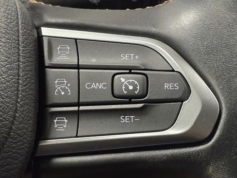 Used 2022 Jeep Compass Limited AWD/4WD image 31
