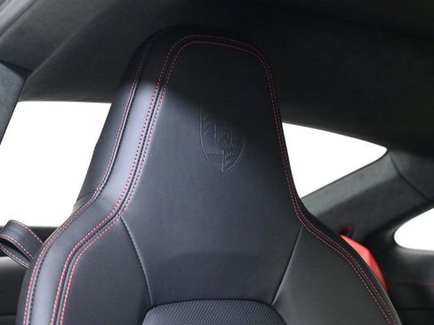 Certified 2025 Porsche 911 GTS image 22