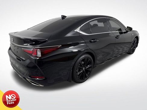 Used 2024 Lexus ES 350 F Sport w/ Accessory Package (Z2) FWD image 3