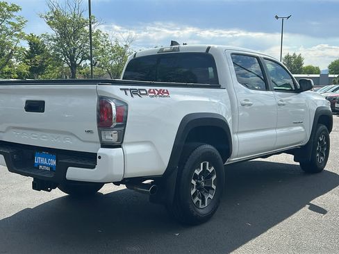 Used 2021 Toyota Tacoma TRD Off-Road w/ Technology Package AWD/4WD image 5