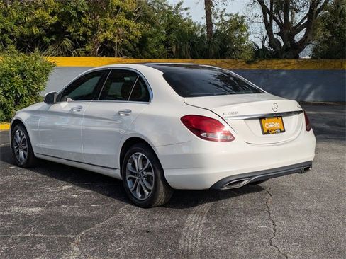 Used 2018 Mercedes-Benz C 300 4MATIC Sedan image 7