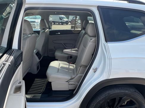 Used 2022 Volkswagen Atlas SE FWD image 15