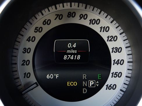 Used 2014 Mercedes-Benz CLS 550 4MATIC image 41