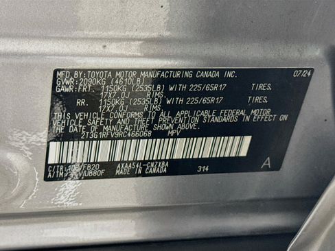 Used 2024 Toyota RAV4 LE AWD/4WD image 30