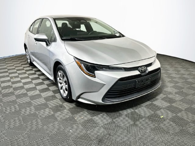 Certified 2025 Toyota Corolla LE FWD image 10