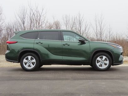 Used 2023 Toyota Highlander L