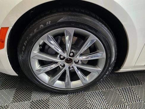 Used 2013 Cadillac XTS Luxury w/ Driver Awareness Package FWD image 33