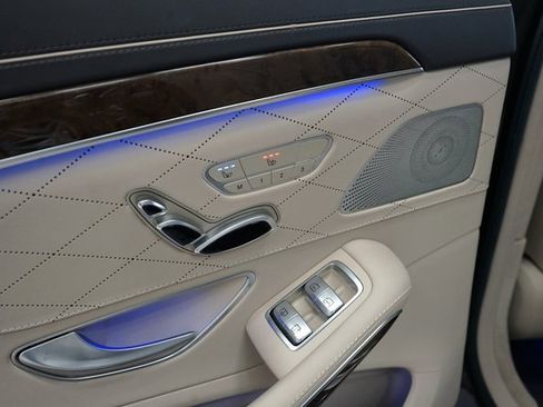 Used 2014 Mercedes-Benz S 550 Sedan image 16