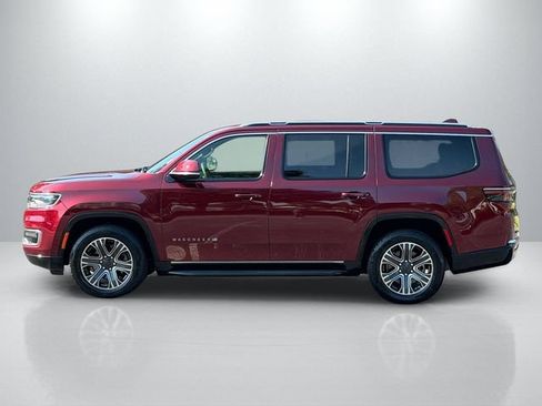 Used 2022 Jeep Wagoneer Series III AWD/4WD image 4