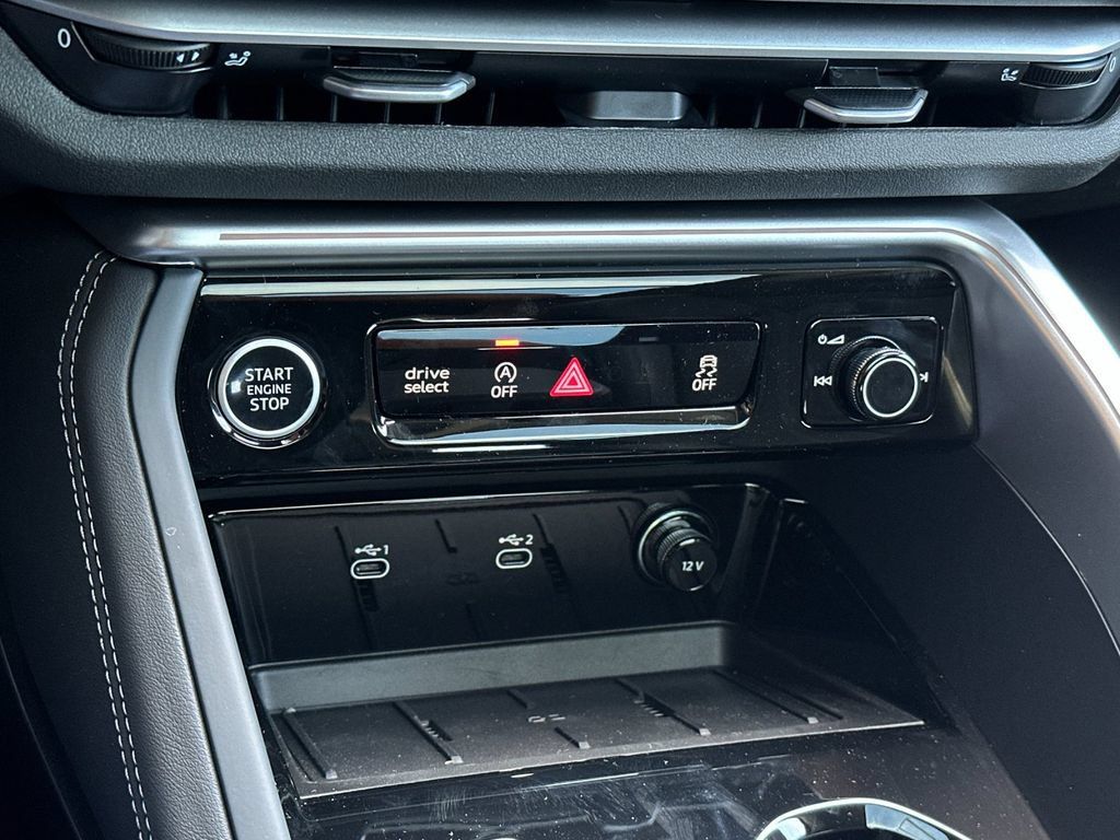 New 2026 Audi Q5 Premium AWD/4WD image 20