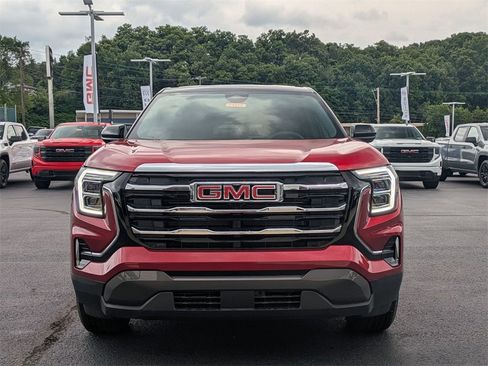 New 2026 GMC Terrain Elevation w/ LPO, Floor Liner Package image 2