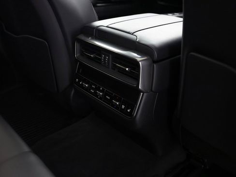 Used 2023 Lexus LX 600 4WD w/ Appearance Package image 12