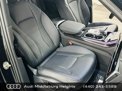Certified 2025 Audi Q7 3.0T Premium Plus w/ Premium Plus Package AWD/4WD image 29