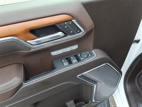 Used 2023 GMC Sierra 1500 Denali w/ Denali Reserve Package image 17