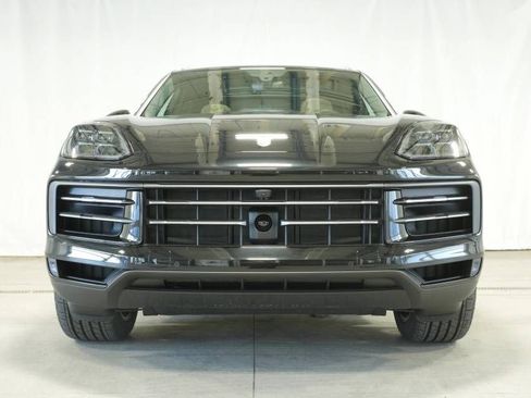 New 2026 Porsche Cayenne AWD/4WD image 11