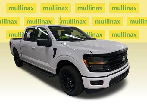 New 2026 Ford F150 XLT w/ XLT Black Appearance Package RWD image 2