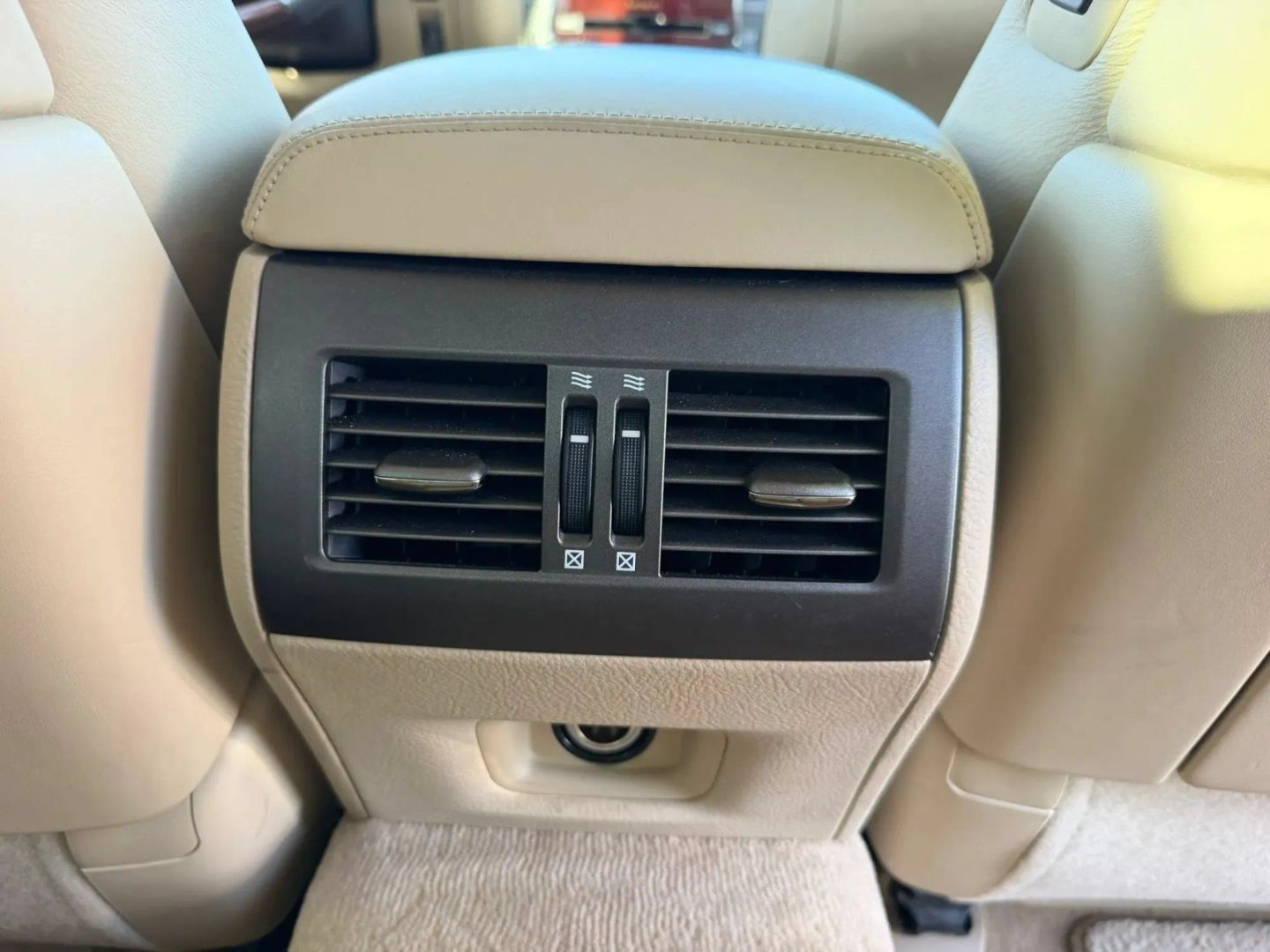 Used 2007 Lexus LS 460 RWD image 20