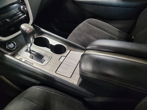 Used 2017 Nissan Murano SV AWD/4WD image 26