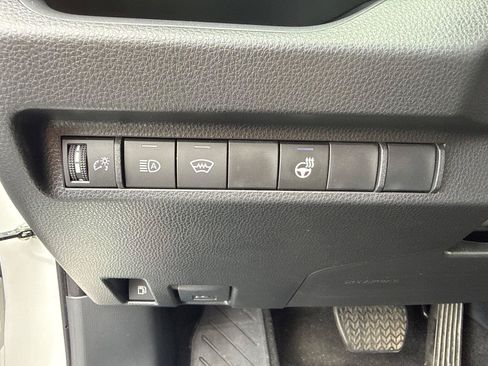 Used 2025 Toyota RAV4 XLE w/ Weather Package AWD/4WD image 12