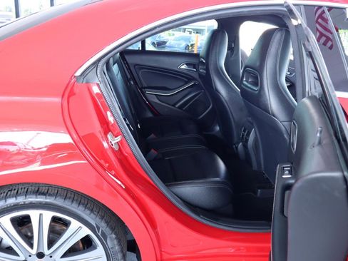 Used 2018 Mercedes-Benz CLA 250 4MATIC image 34