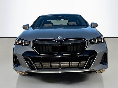 New 2026 BMW 530i w/ Executive Package image 8