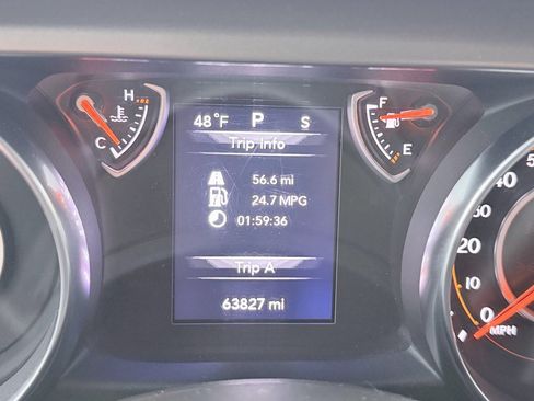 Used 2018 Jeep Wrangler Sport image 11