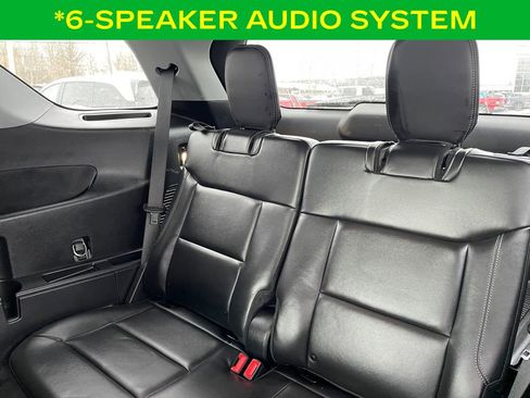 Used 2022 Ford Explorer XLT w/ Equipment Group 202A image 13