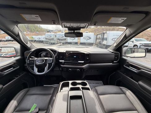 Used 2026 GMC Sierra 1500 SLT image 22