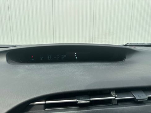 Used 2010 Toyota Prius Two FWD image 36