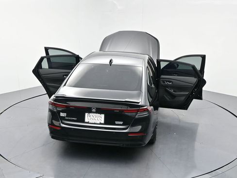Used 2025 Honda Accord Touring image 24