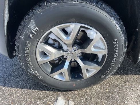 Used 2014 Jeep Cherokee Trailhawk w/ Comfort/Convenience Group image 9