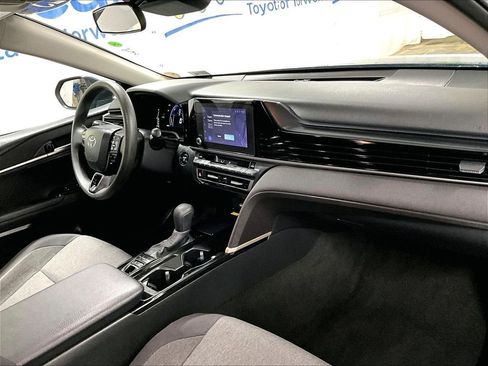 Used 2025 Toyota Camry LE FWD image 14