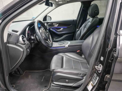 Certified 2022 Mercedes-Benz GLC 300 image 24