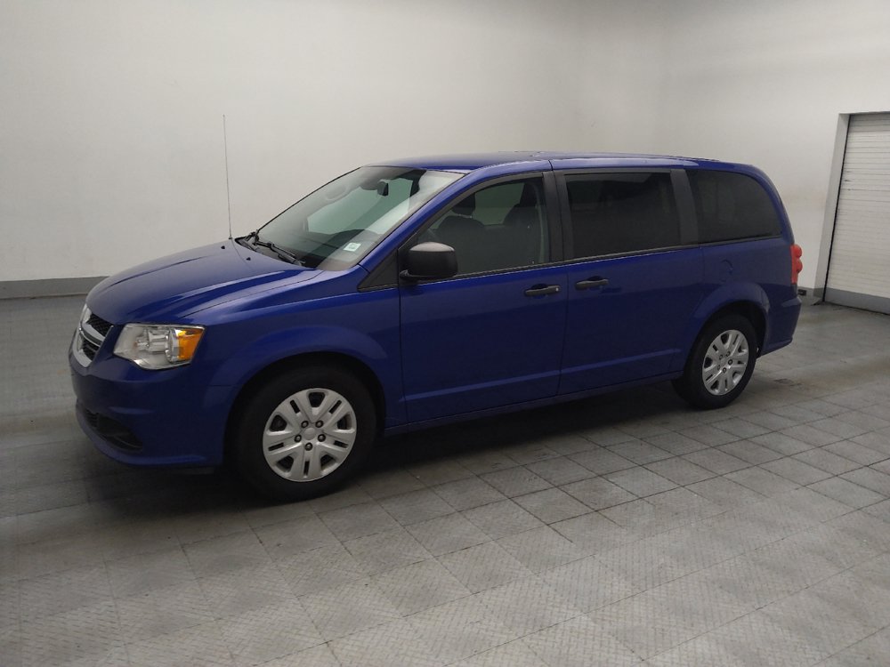 Used 2019 Dodge Grand Caravan SE w/ UConnect Hands-Free Group FWD image 2
