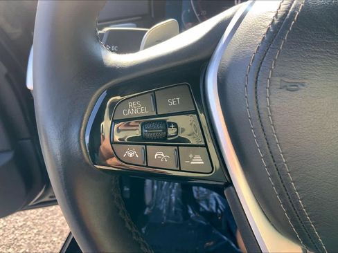 Used 2020 BMW 540i w/ Premium Package RWD image 23