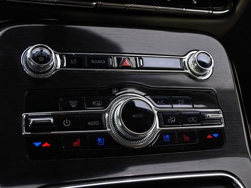 Used 2023 Lincoln Nautilus Reserve w/ Equipment Group 201A image 27