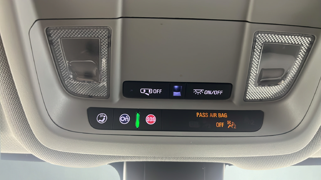 Used 2022 Chevrolet Equinox LT w/ Driver Convenience Package AWD/4WD image 35