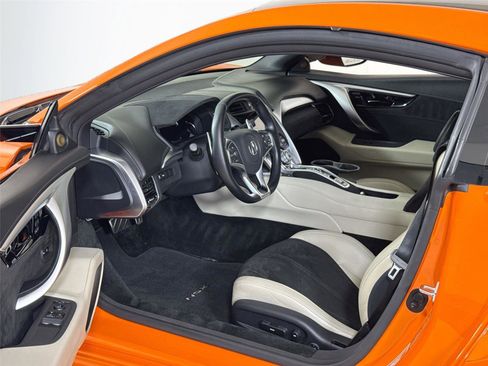 Used 2019 Acura NSX image 13