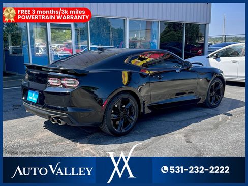 Used 2021 Chevrolet Camaro SS image 7
