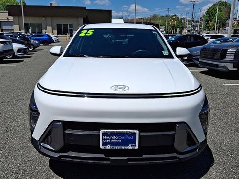 Certified 2025 Hyundai Kona SE AWD/4WD image 28