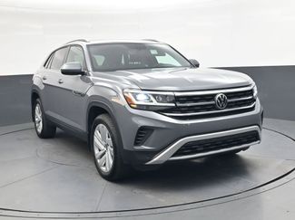 Used 2022 Volkswagen Atlas Cross Sport SE w/ Panoramic Sunroof Package video 2